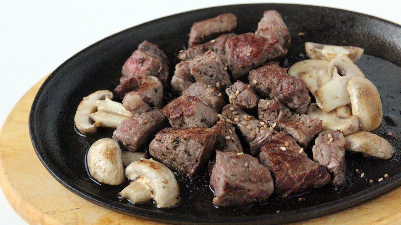 Korean-style grilled beef BBQ (Soegogi-gui) recipe by Maangchi