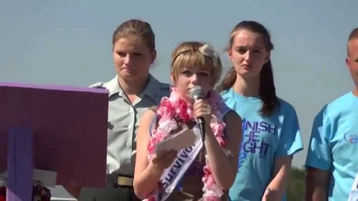 Leah Riggle gives opening survivor speech at Myakka City's Relay for Life - Bradenton Herald