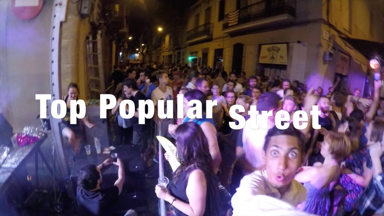 Top Popular Street in Barcelona Gràcia Festival 2015