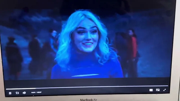 Zombies 4 zed meet the day walkers and Addison meets the vampires scene