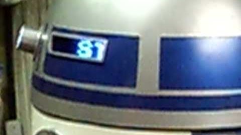 1:1 Lifesize R2-D2 construction progress body + dome