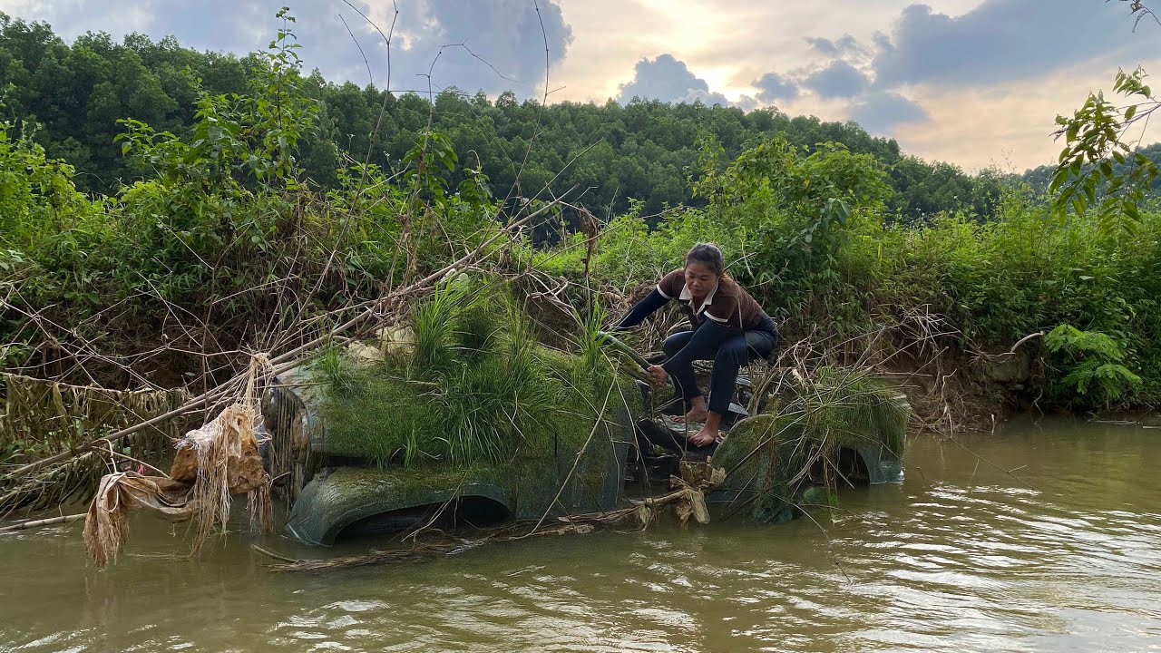Fully restoration abandoned 60-year-old UAZ 469 car | Restoration of abandoned military vehicles