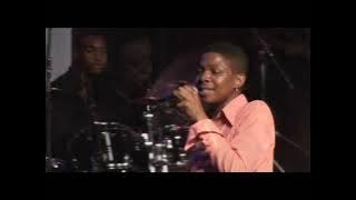 Lundi - Yeka Ubuhle (Live)