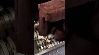 Watch It Shred! Sofa #recycling #shreddingmachine #industrialshredder