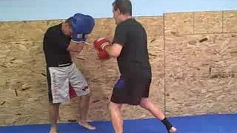 Relating Boxing Focus Mitt Drills to Sparring 2