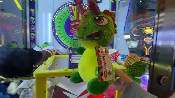 Dave & Busters Arcade - Trap Door Game & Star Trek Coin Pusher Tribbles