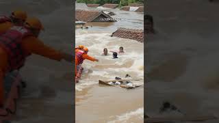 The Moments Residents Drown During Timsar Evacuation simulasiai ai flood seconds disaster