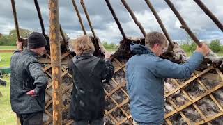 Tell it to the field building a Ger