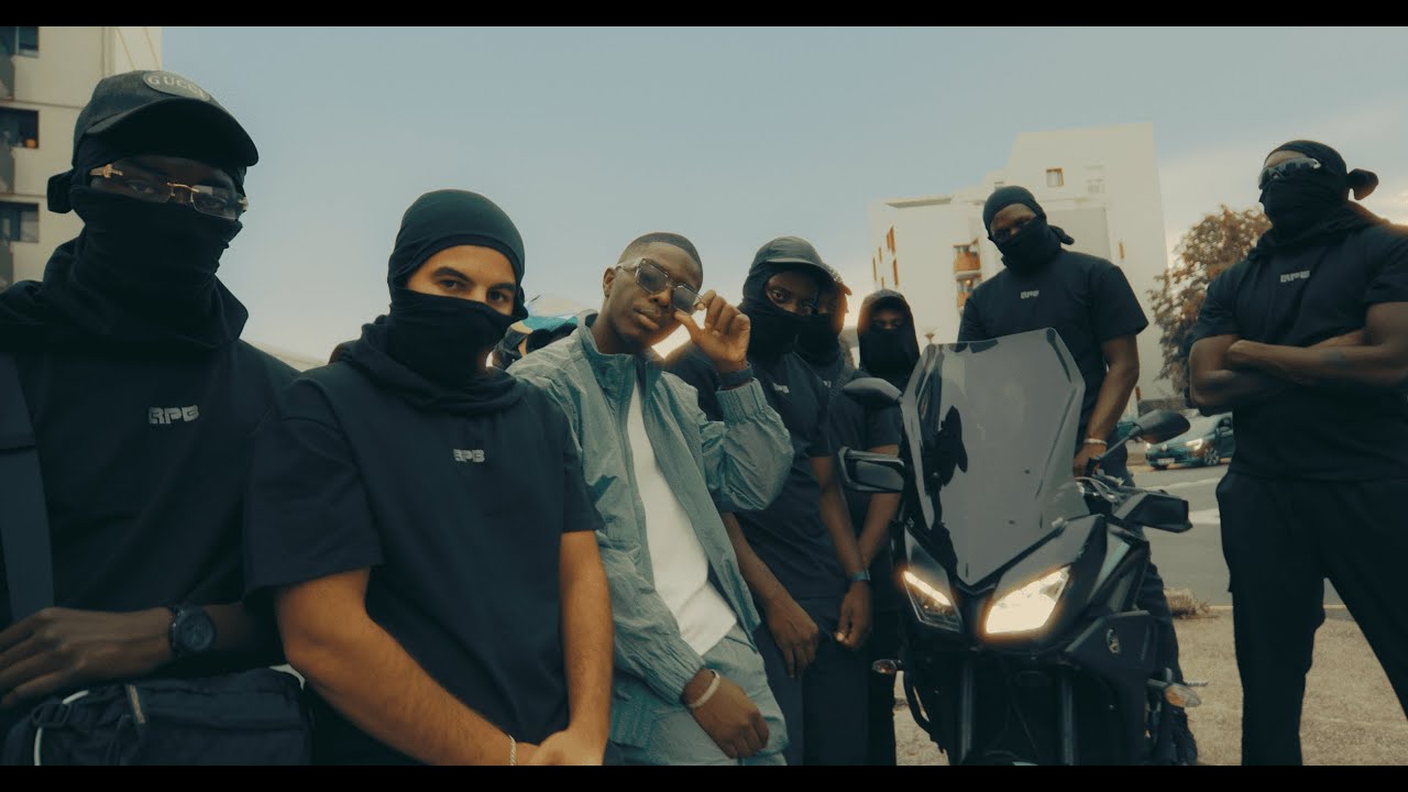 UZI   AKRAPO 7 Clip officiel