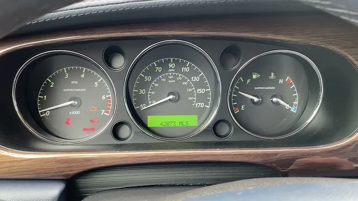 2009 Jaguar Super V8 Portfolio Cold Start and Revs