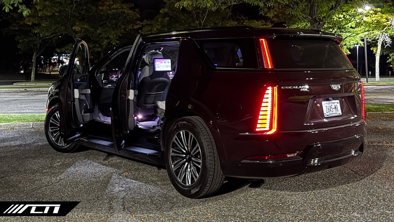 2026 Cadillac Escalade IQL POV Night Tour and Driving /// Allcarnews