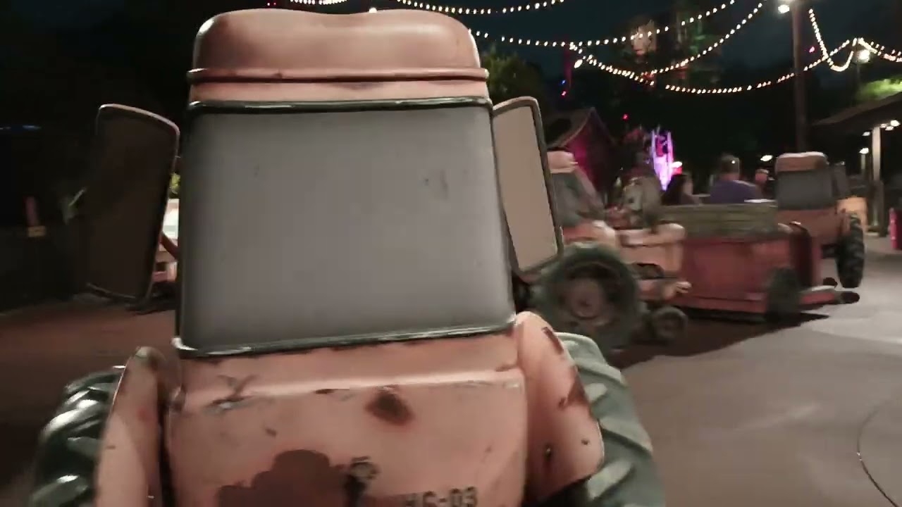 Disney Anaheim tractor ride 