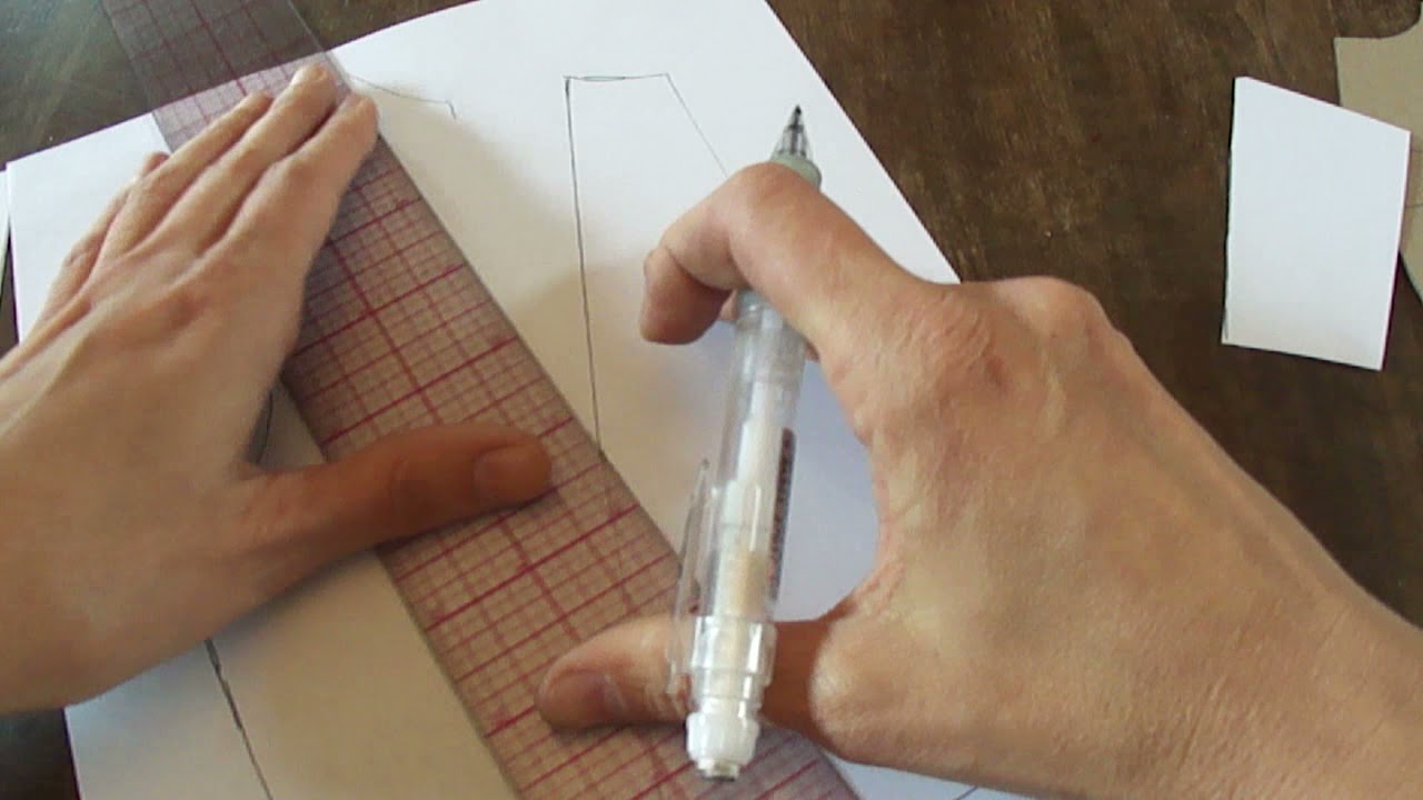 Mid Neck and Waist Dart Pattern