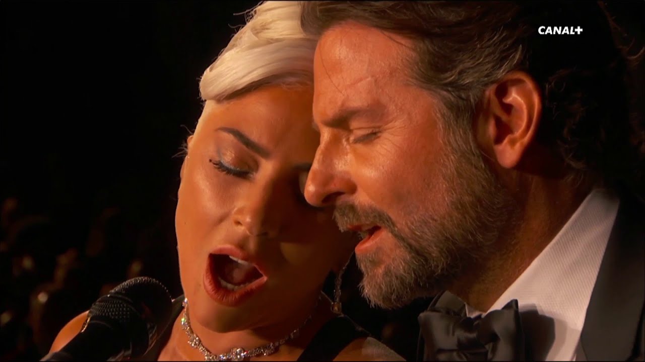 Standing ovation pour Lady Gaga  Bradley Cooper et leur performance de Shallow   Oscars 2019