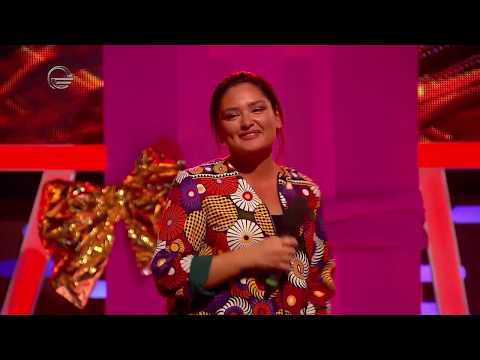 \"გავუსწროთ დროს\" - თიკა ჯამბურია სიმღერის პრემიერით \"სხვა რაკურსში\"