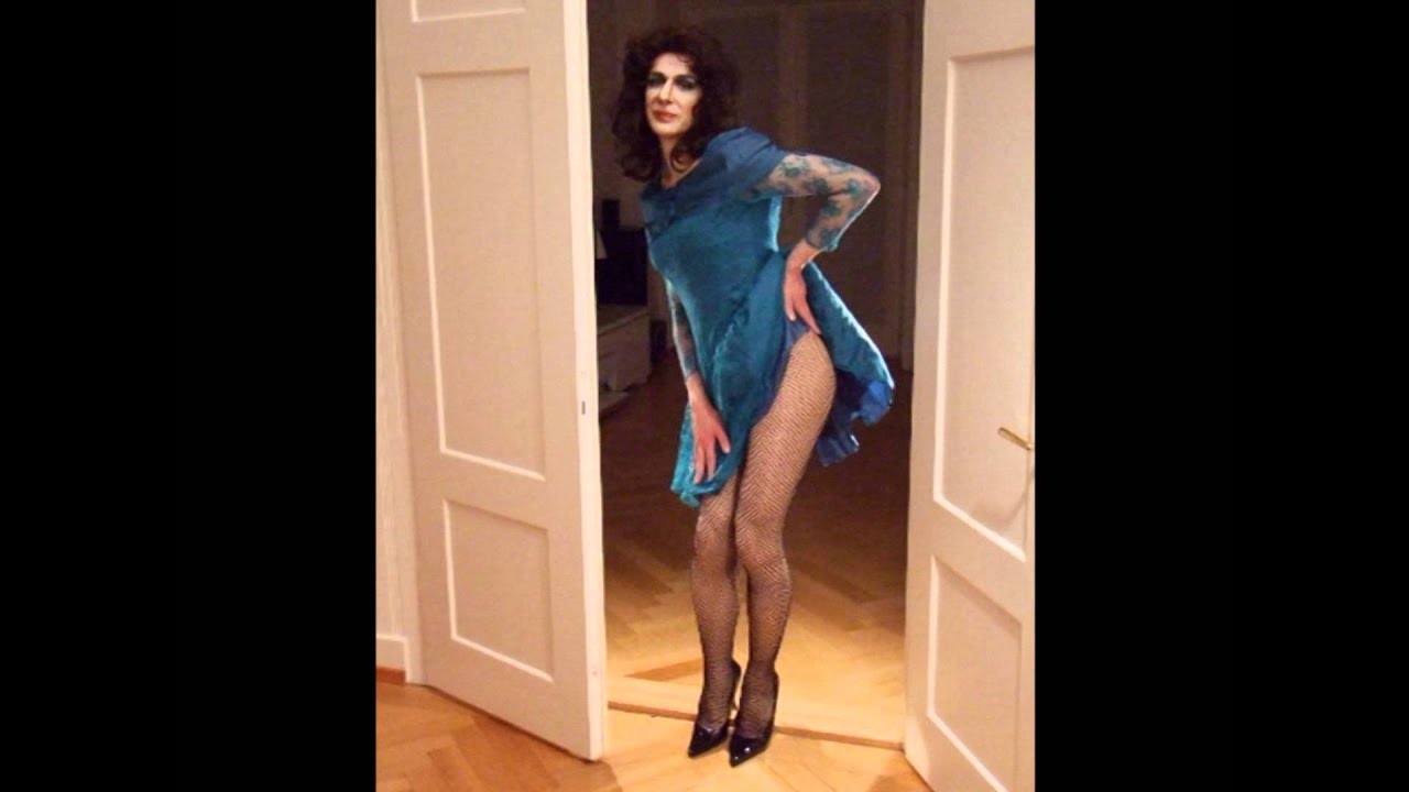 Guy In An Old Dress From The 80 S Youtube