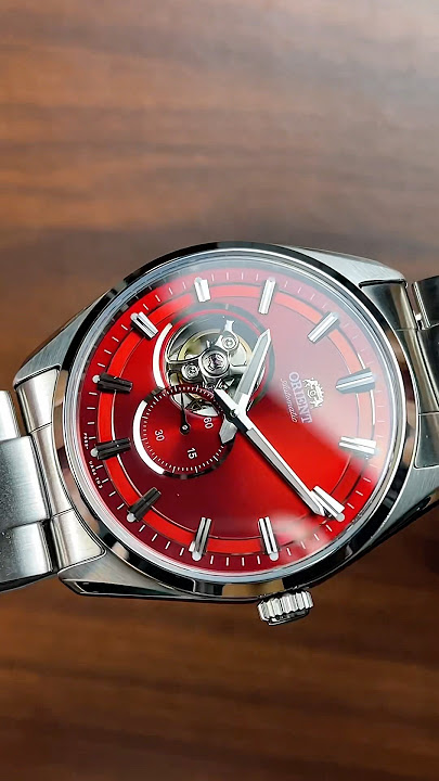 Orient Semi Skeleton Small Second dial đỏ rượu vang đậm chất quý phái