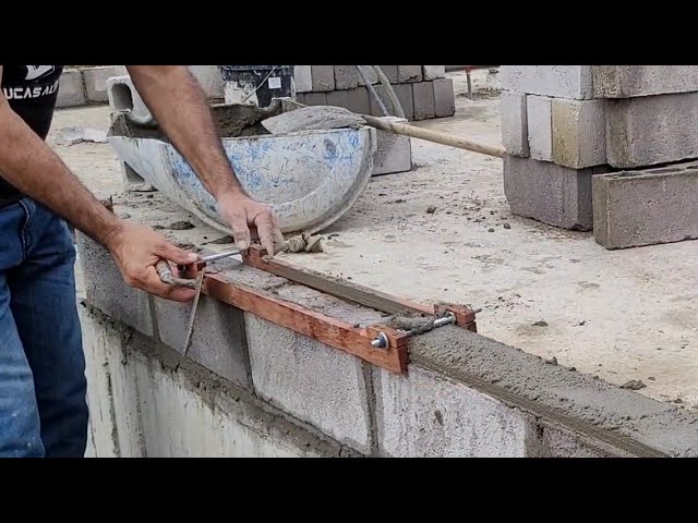 Paleta de construcción para colocar ladrillos y bloques