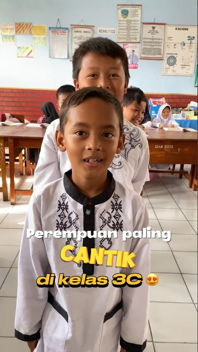Sekarang siapa yaa perempuan paling cantik di kelas 3C 🤪😍🥰