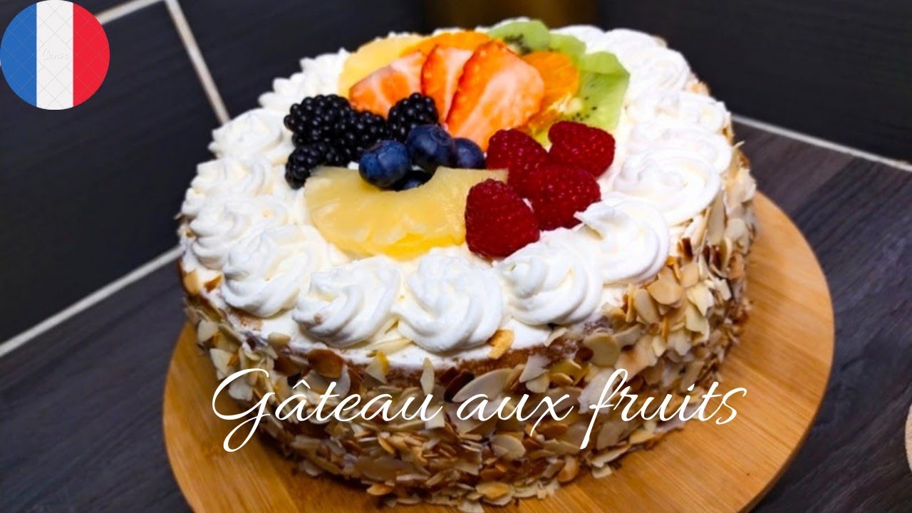 Gâteau aux fruits et à la crème 🍰🍓🍇🍊🍍🗣️(Français)