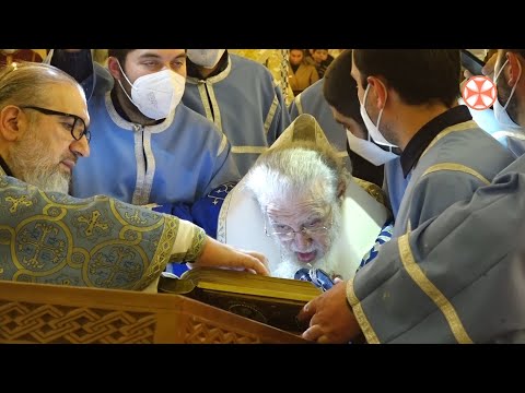 ყოვლადწმინდა სამების სახელობის საპატრიარქო ტაძარში 12 ვნების სახარება წაიკითხეს