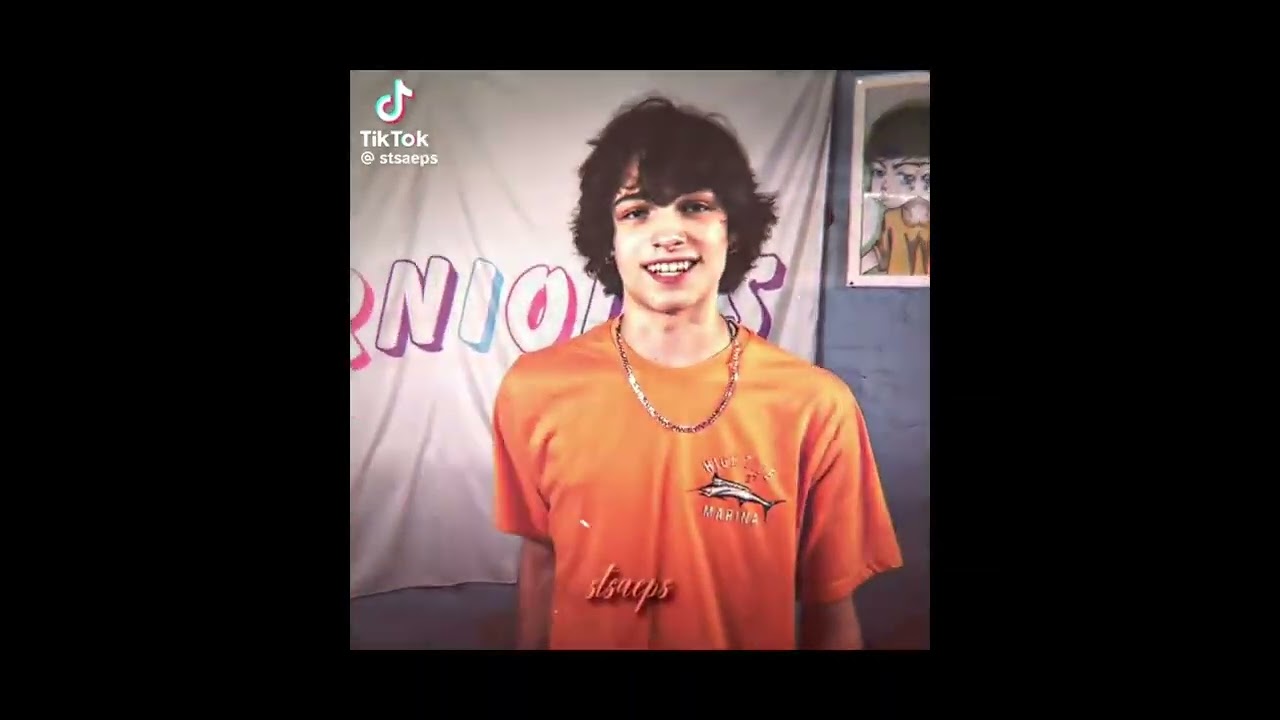 𝐟𝐫𝐞𝐚𝐤𝐲 chris sturniolo edits (that will make you cry that you can't date him😔)