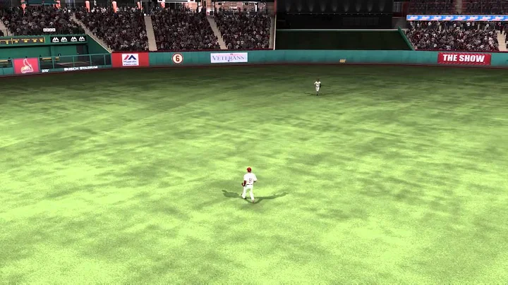 MLB 14 The Show Amazing realistic play.