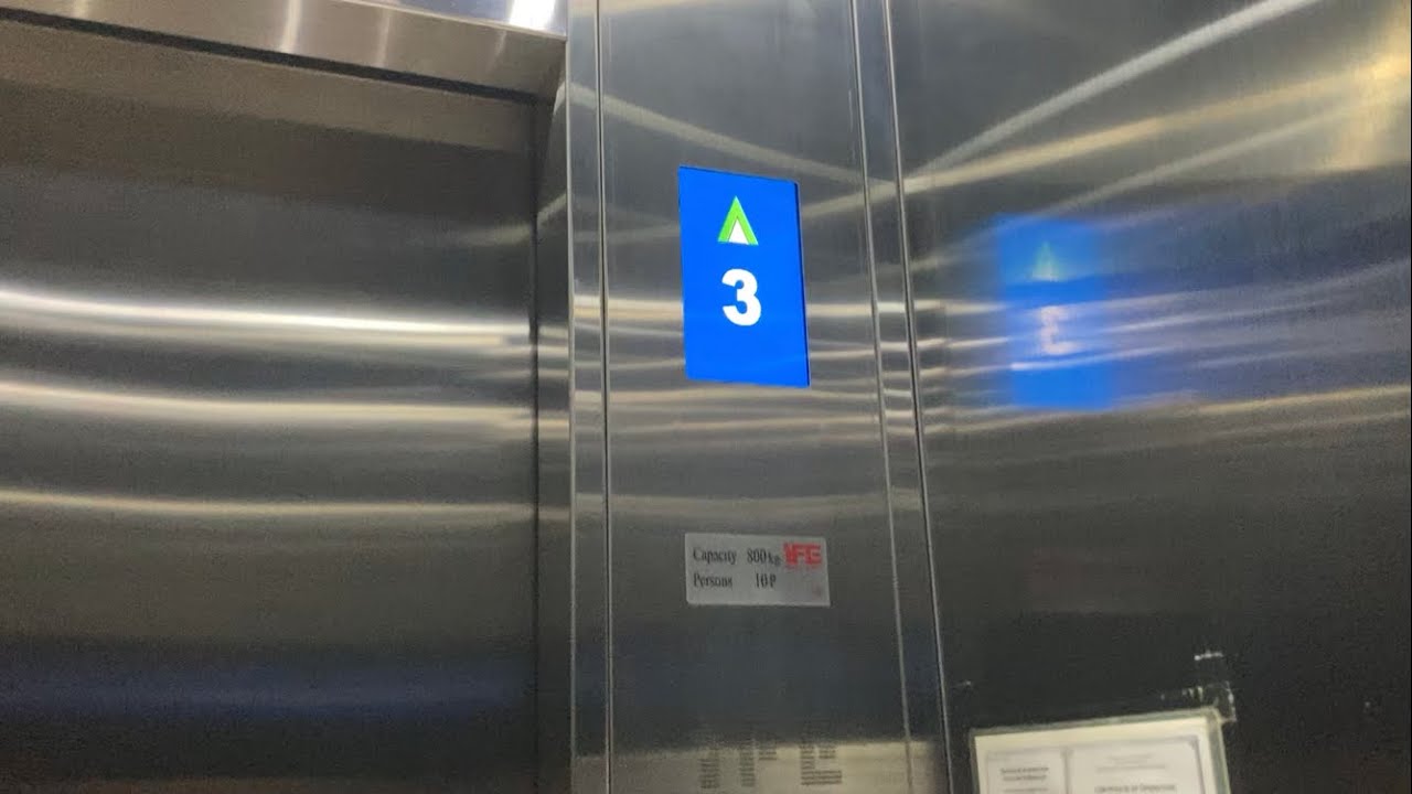 Loud Generic lift at somewhere in Alabang Hills