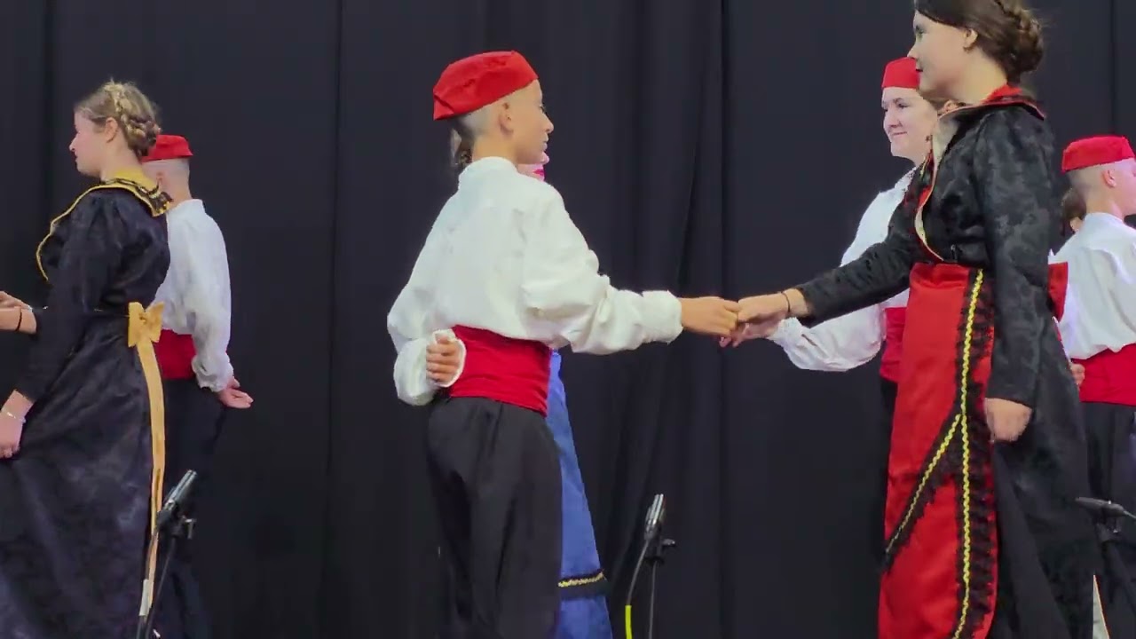 Koncert 'Večer igre i pjesme' u Vitezu.  KUD 