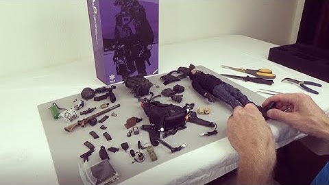 Unboxing the 1/6 scale Easy & Simple S.A.D Special Operations Group action figures