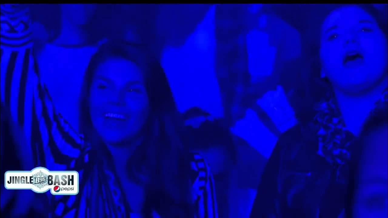 Avicii - Wake Me Up (Live at B96 Jingle Bash Chicago) - 14-12-2013 Avicii - Wake Me Up (Live at B96 Jingle Bash Chicago) - 14-12-2013