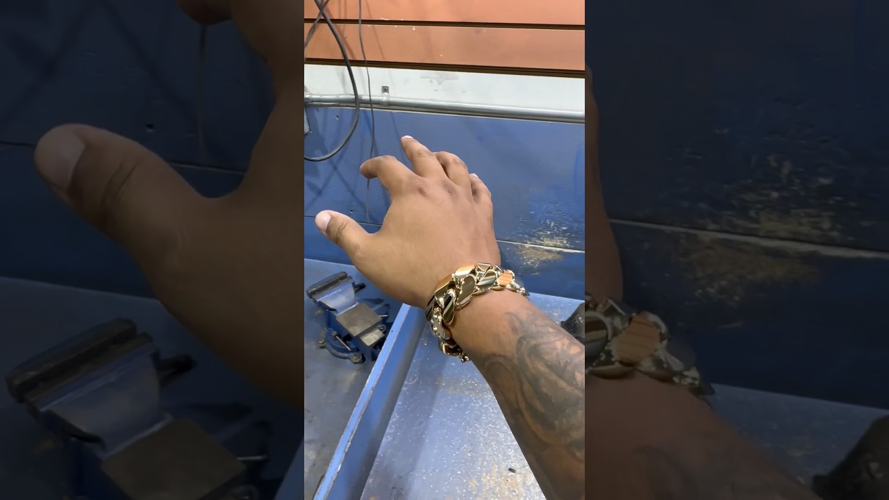 400 grams of .585 ALL HANDMADE. Best quality CUBAN LINK BRACELETS. 