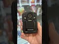 交換可能なバッテリーを2つ備えたボディカメラ で、充電スタンドも付属しており、長時間のバッテリー持続が可能です。#4kcamera #cammhd #ボディカメラ #camera