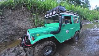 Jeep Cherokee XJ &amp; Toyota FJ40 Land Cruiser Offroad Seperti Aslinya dengan RC Adventure Scale 1/10