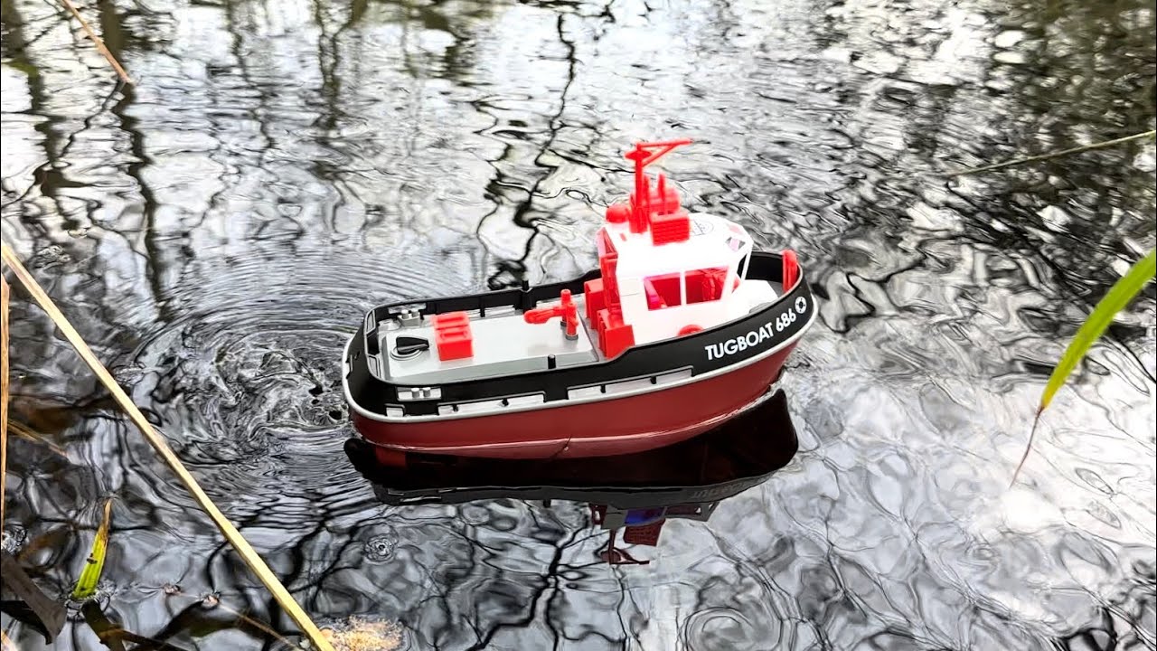 Relaxing tug boat sailing at the swamp - YouTube