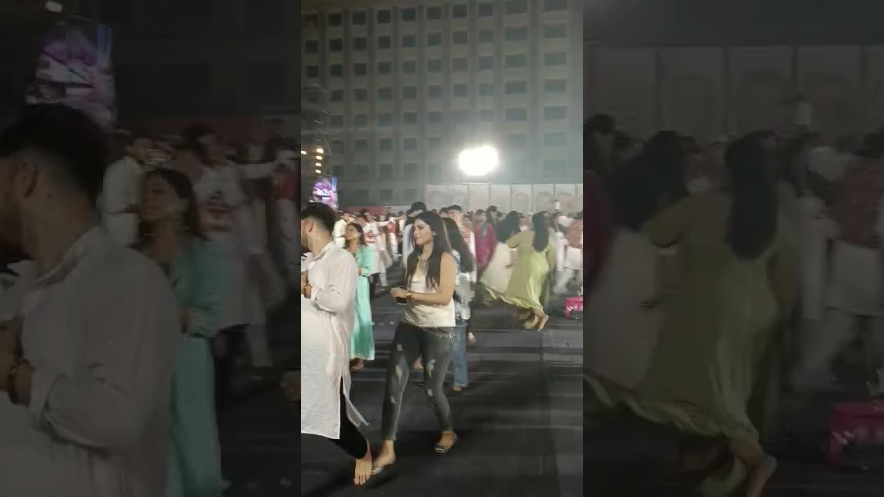 Mumbai Navratri festival dance 