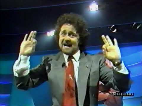 1989 - Rai1 - Sanremo 89 - Beppe Grillo