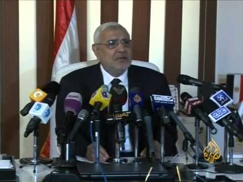 متظاهرون يقطعون جسورا رئيسية بالقاهرة