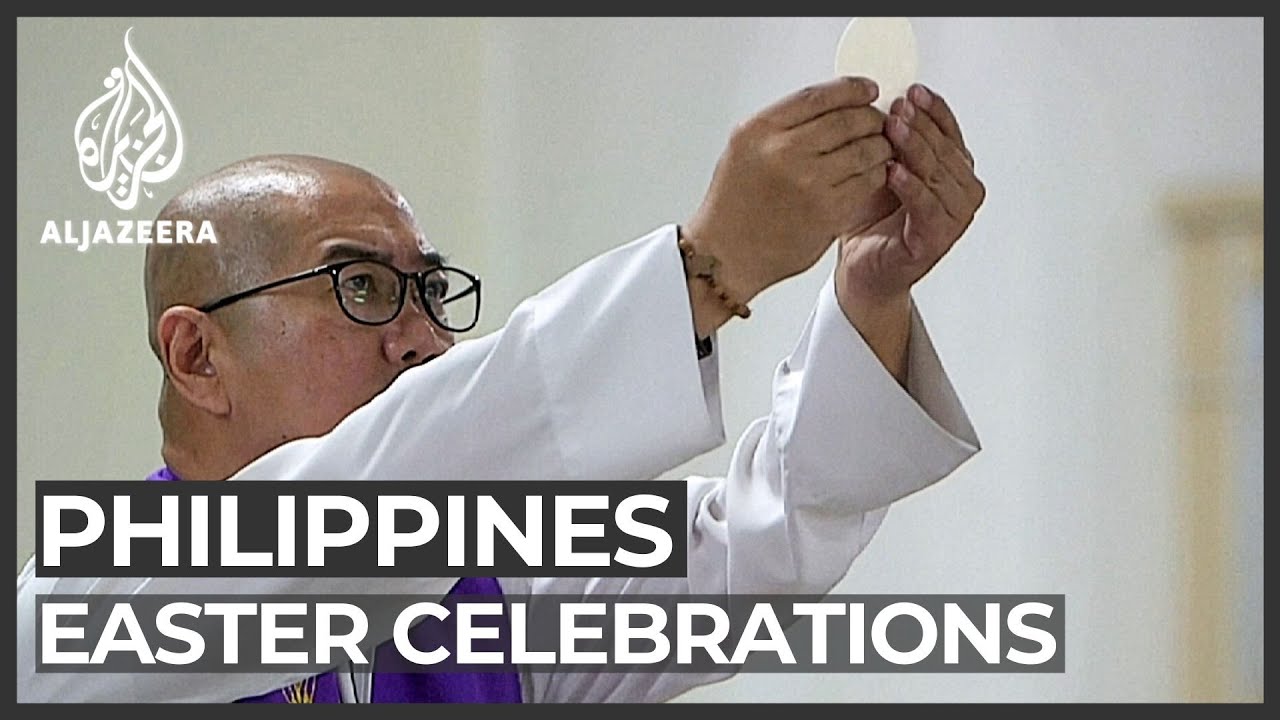 Filipino Catholics mark Palm Sunday praying for Pope Francis' health