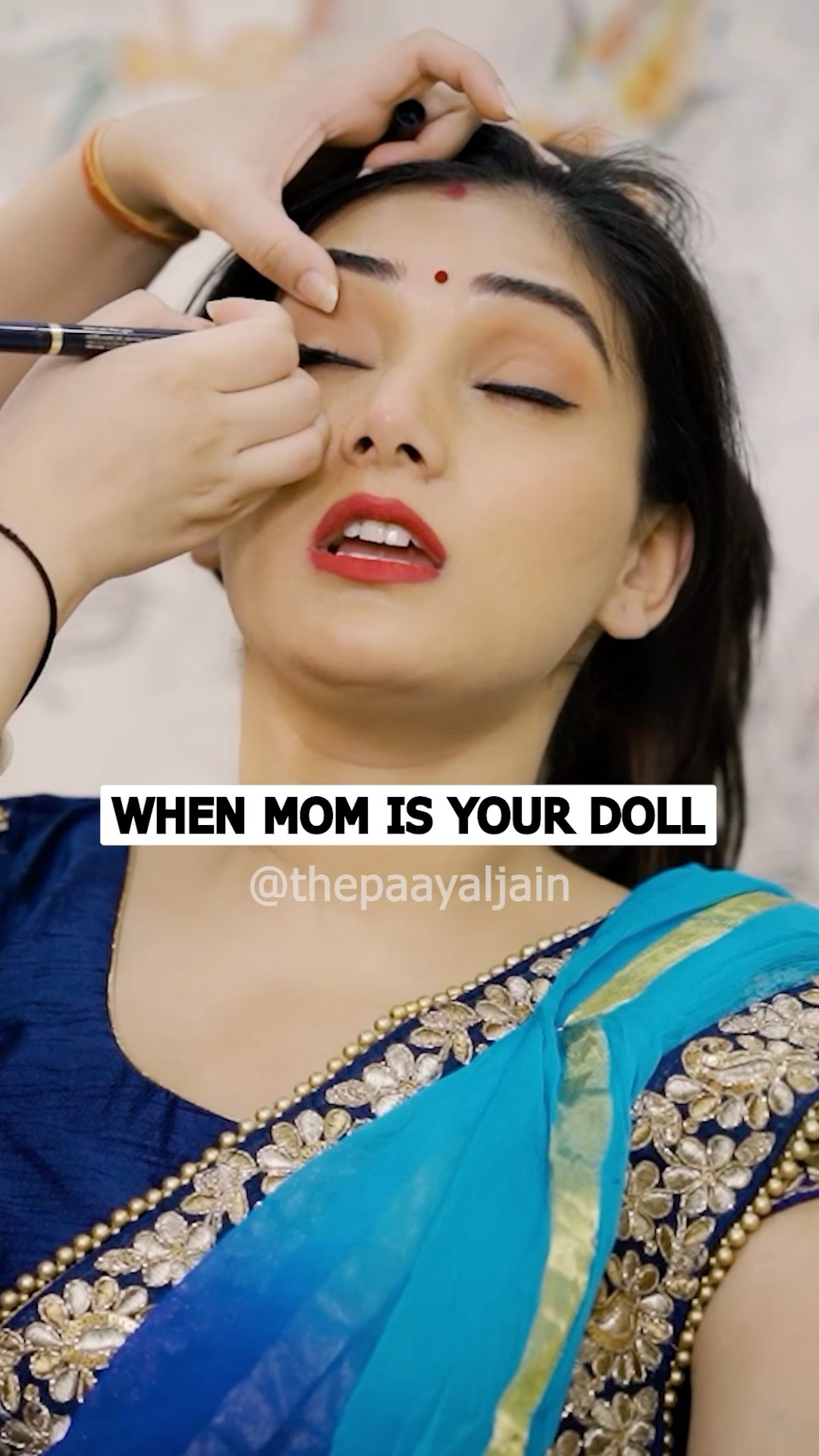 Dressing Mom for karwachauth | Maa Beti ki Jodi and karvachauth #shorts