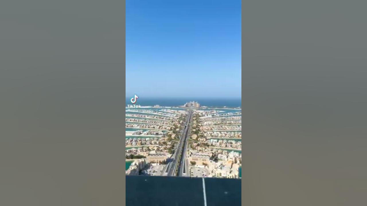 Песни дубай рейс. Песня dubai старая. 19 этажный лайнер в дубае. 19 этажный лайнер в дубае. Песни дубай рейс.