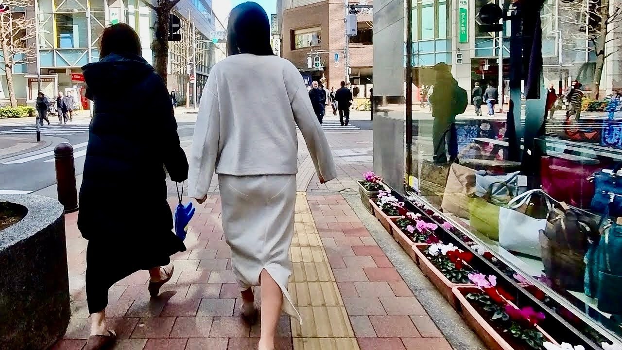 Красивый горшок для растений