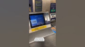 Octopus card top-up in Hong Kong using a machine 💵🇭🇰