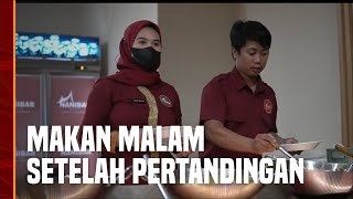 Setelah pertandingan, Madura United di jamu makan malam di restoran Nanibar Kapau, Bandung