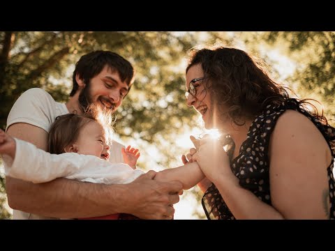 Vidéo: Une Simple Photo De Famille A Horrifié De Nombreuses Personnes - Vue Alternative