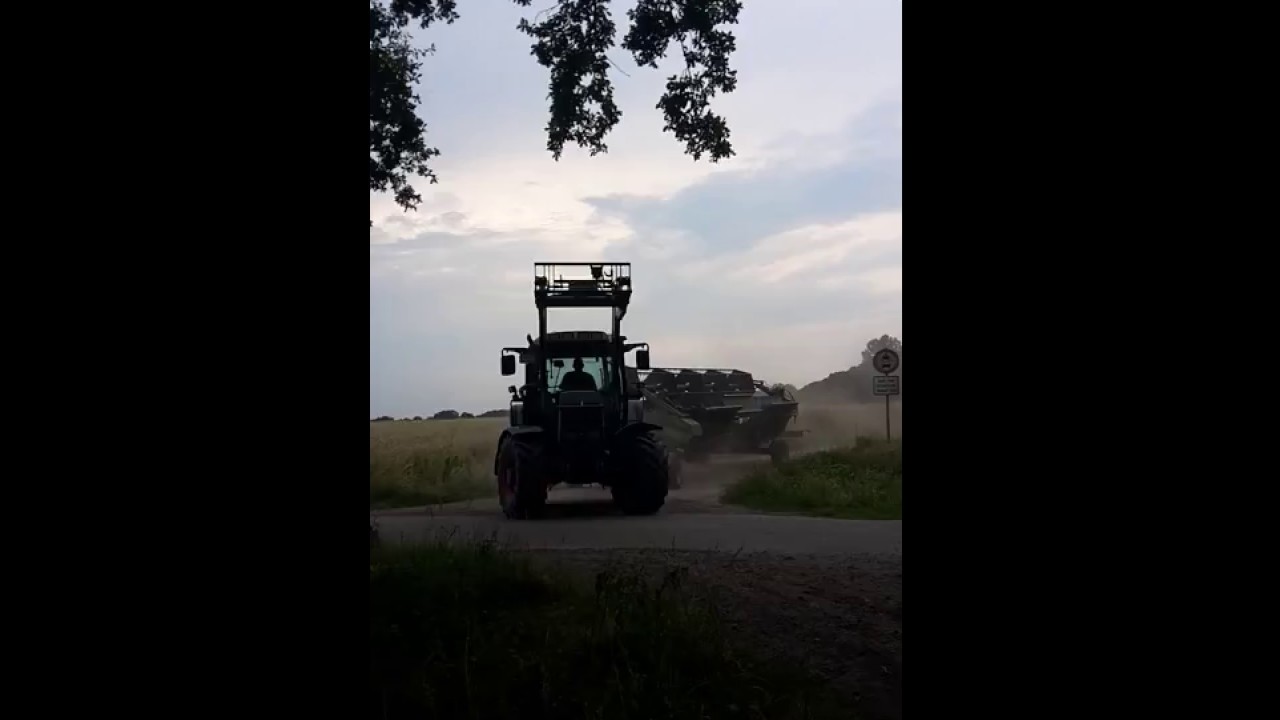 Fendt mit Schneidwerk