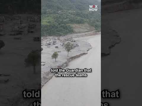 Death toll from Nepal floods tops 900