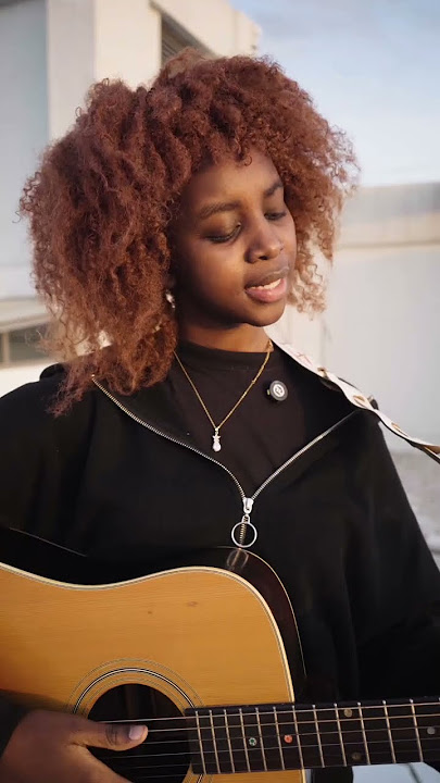 Messy hair,a slow evening and Jitu acoustic,visualizer out on YouTube and all streaming platforms ✨