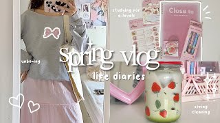 days in spring 💐 | organising my wardrobe, studying for a-levels, what i eat, lots of hauls etc.