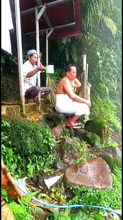 MANDI BUANG SIAL DI SUMUR 7 PUNCAK GUNUNG KARANG